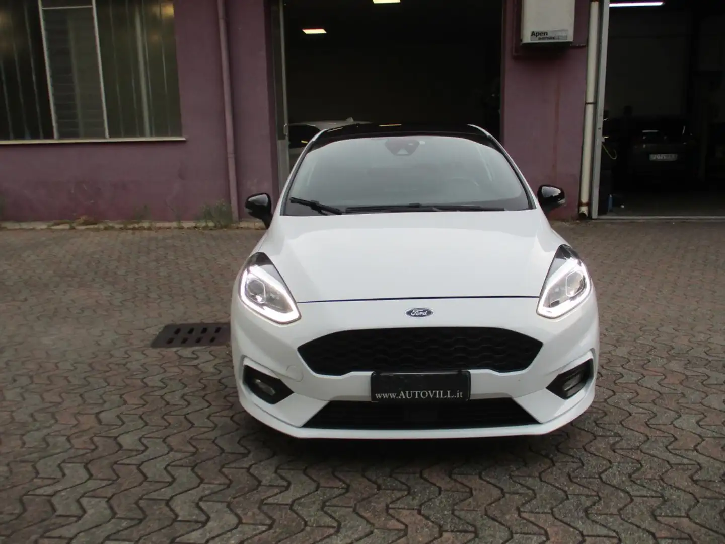 Ford Fiesta 1.0 Ecoboost 100 CV 3 porte ST-Line Bianco - 1