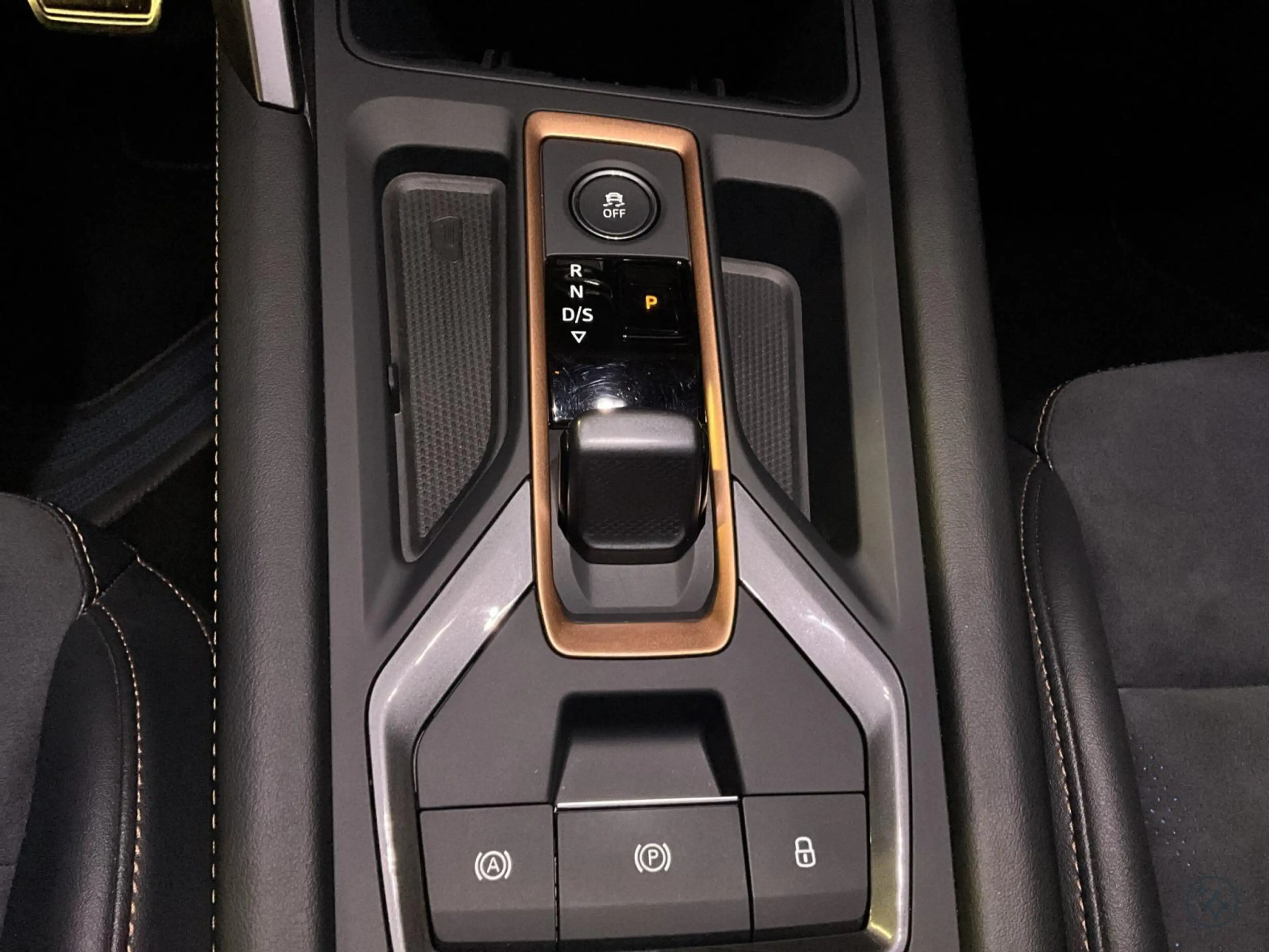 CUPRA Leon DSG+Dynamic-Design+Pure-Performance+Intelligent-Dr — photo 12