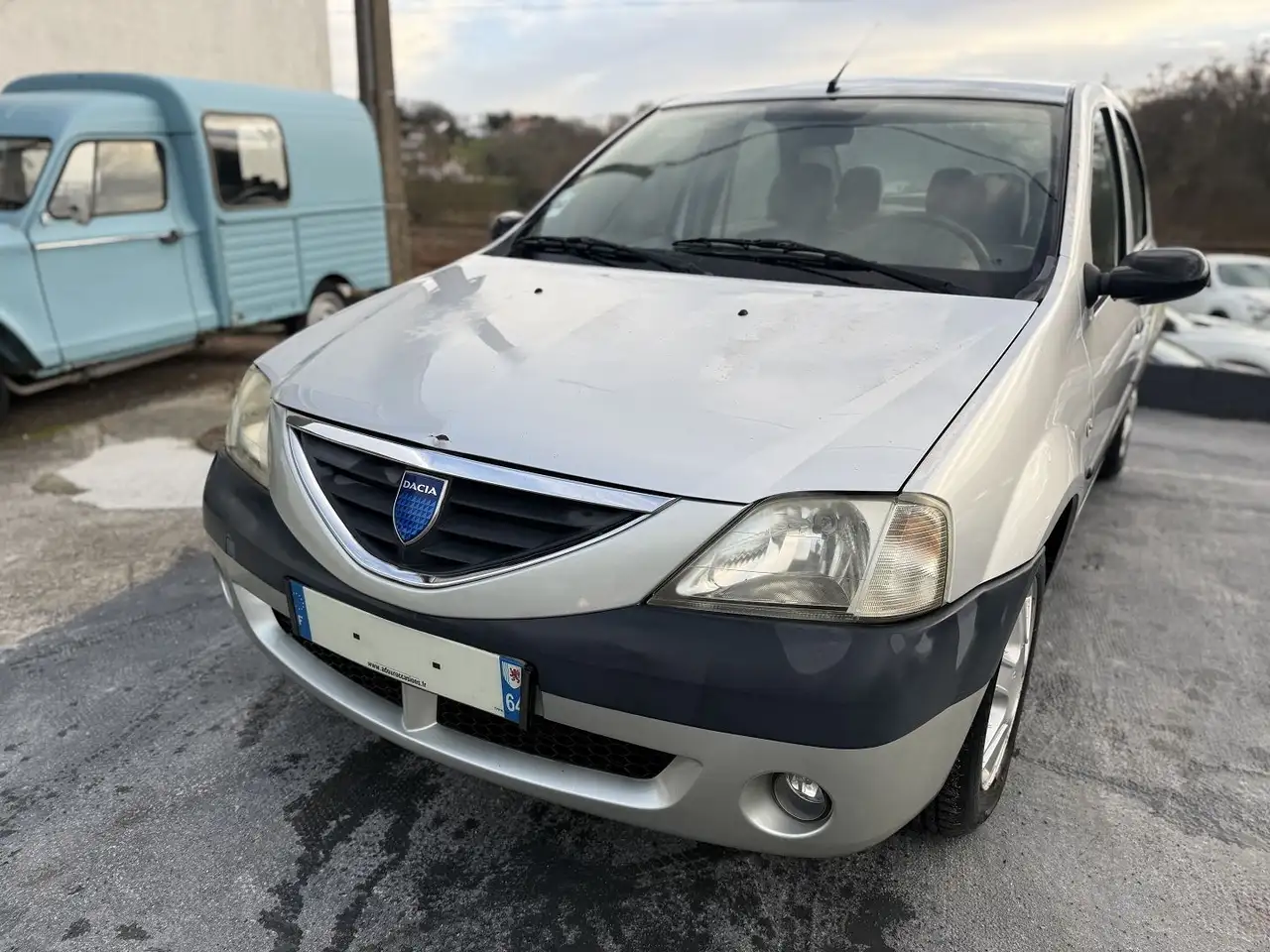 Dacia Logan 1.6 MPI 90CH LAUREATE