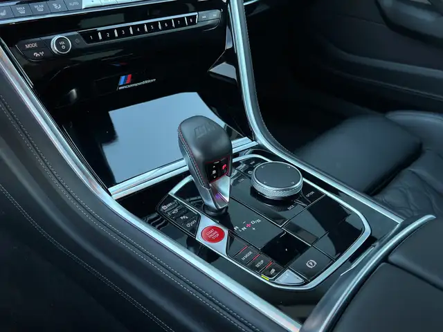 BMW M8 Competition*Marina Bay Blue*Carbondach*Neuwertig* Ansicht 18