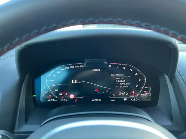 BMW M8 Competition*Marina Bay Blue*Carbondach*Neuwertig* Ansicht 28