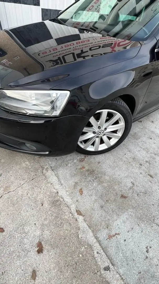 Volkswagen Jetta diesel cambio automatico Schwarz - 2