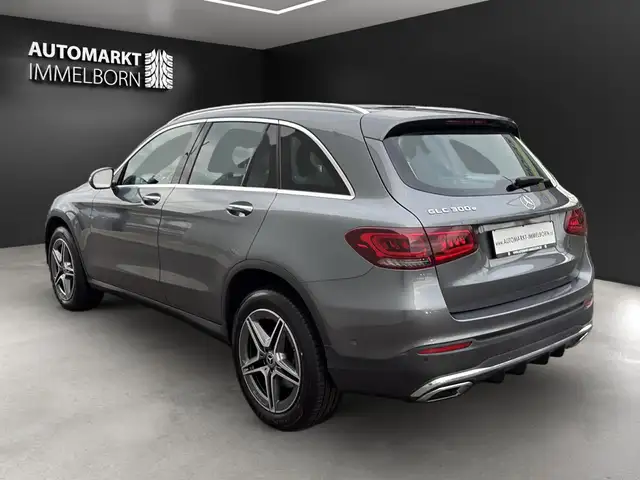 Mercedes-Benz GLC view 6