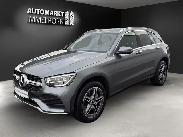 Mercedes-Benz GLC view 4