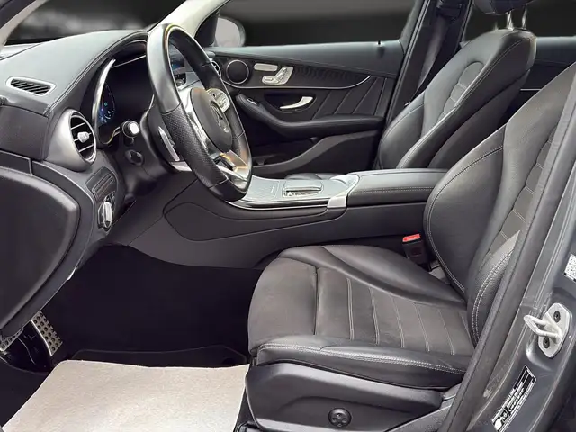 Mercedes-Benz GLC view 12