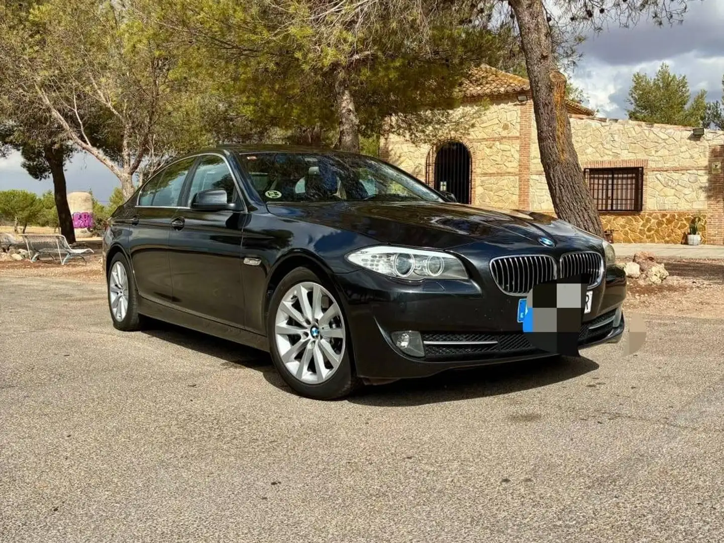 BMW 530 530d Touring Aut. Negro - 1