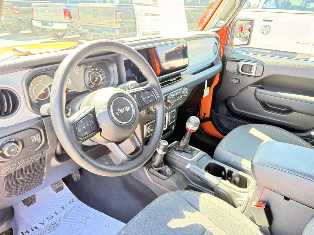 Jeep Wrangler снимка Jeep Wrangler