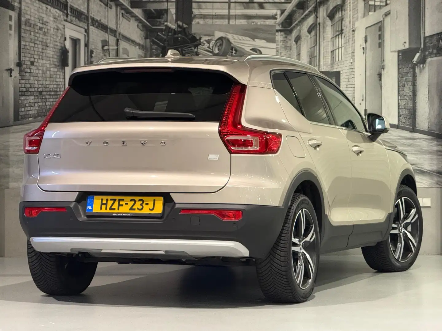 Volvo XC40 1.5 T4 Plug-in hybrid Ultimate Bright *9.116 Km* Gris - 2