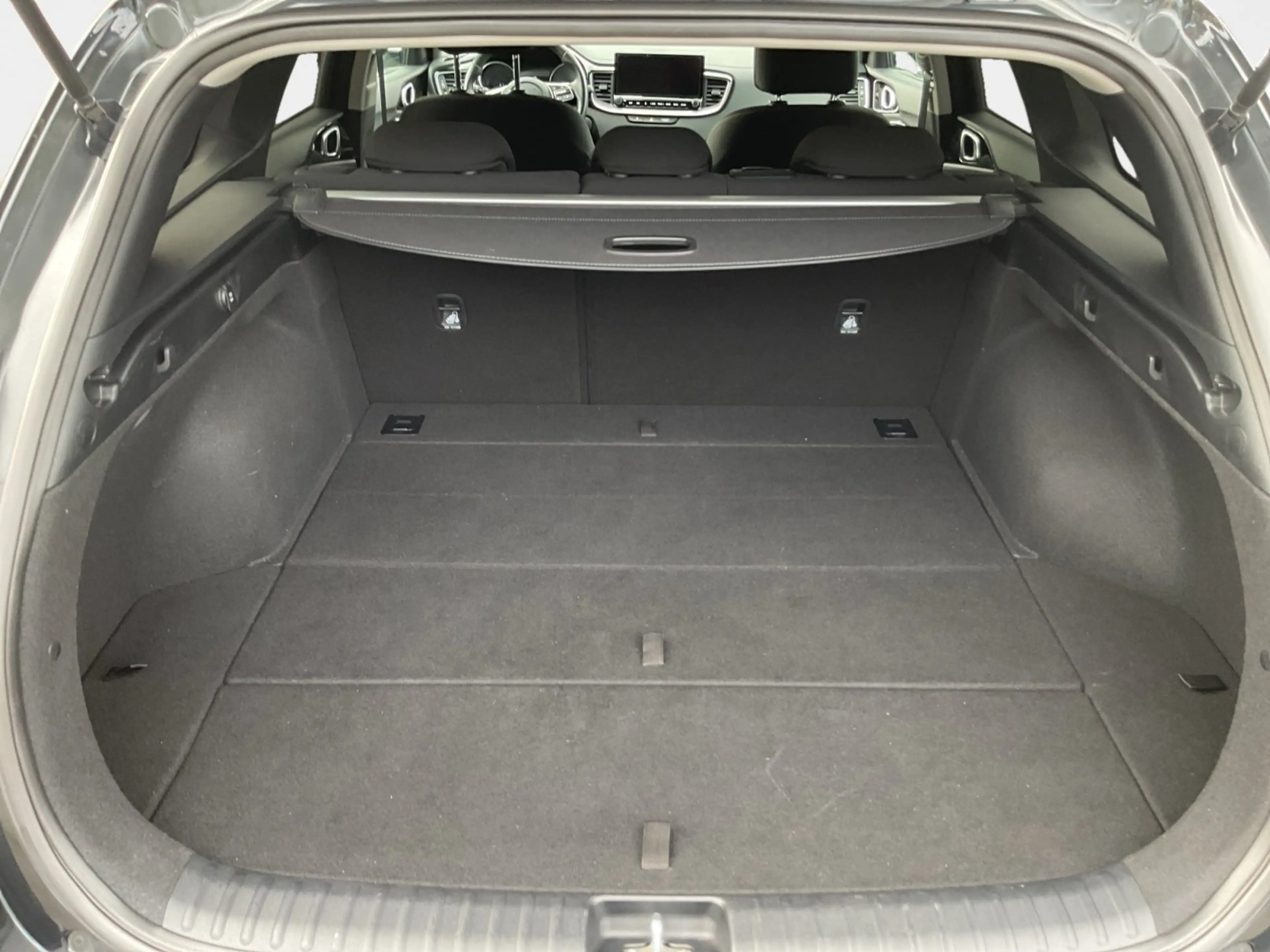 Kia Ceed SW / cee'd SW Ceed SW 1.5 T-GDI  Vision Kamera+Navi+PDC+SHZ+LM — photo 11