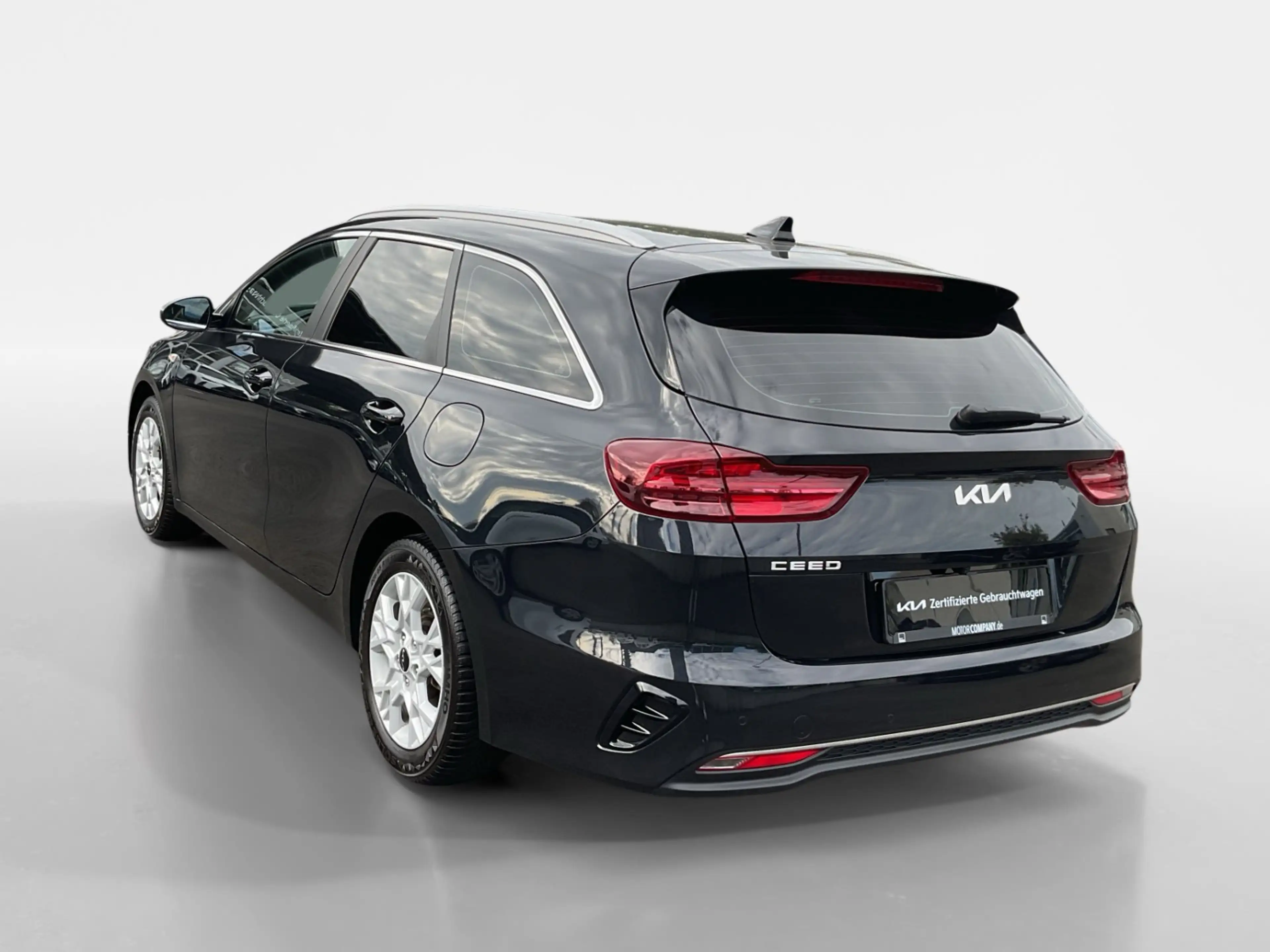 Kia Ceed SW / cee'd SW Ceed SW 1.5 T-GDI  Vision Kamera+Navi+PDC+SHZ+LM — photo 4