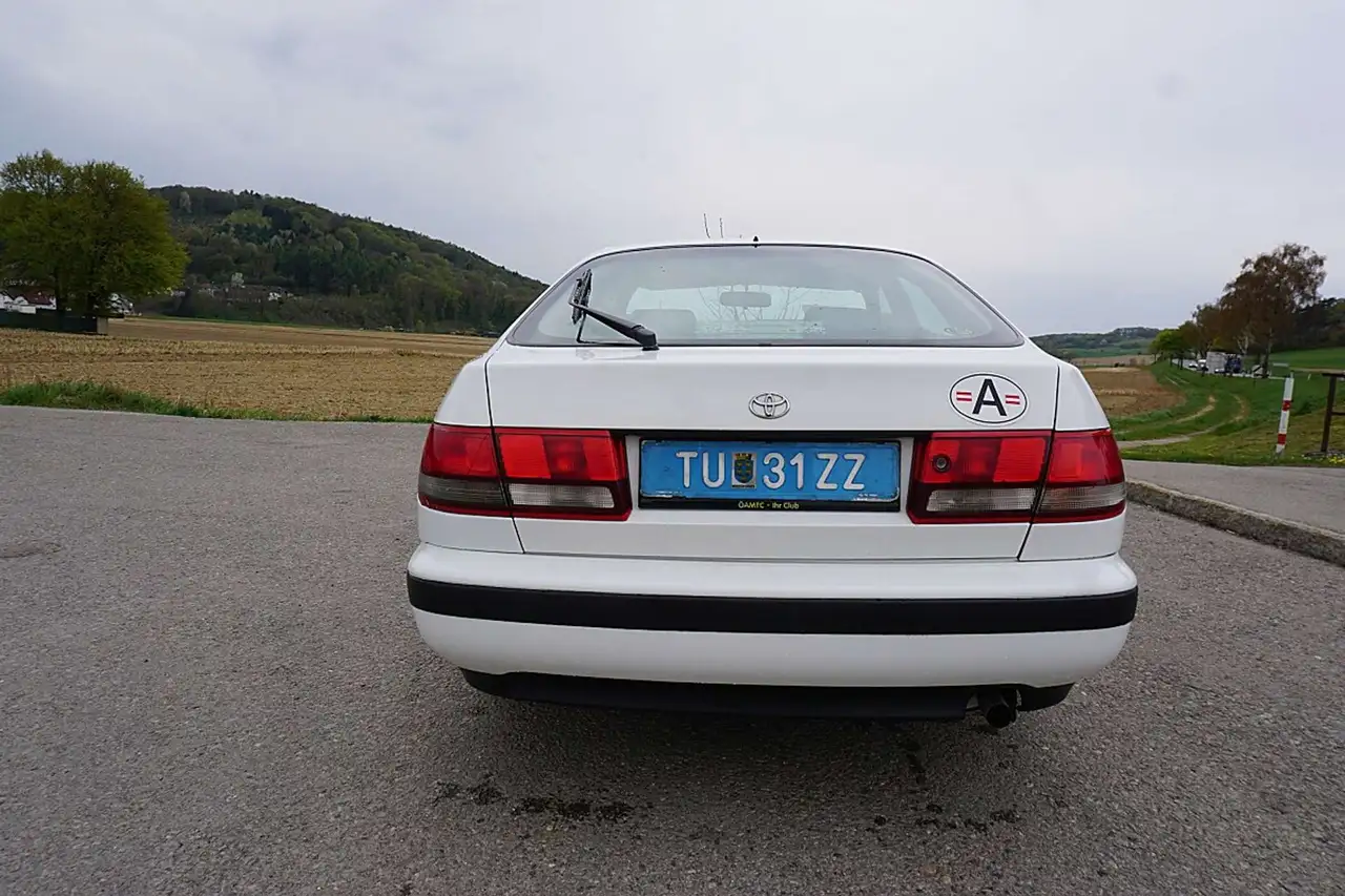 Toyota Carina E 1,6 XLi, foto 5