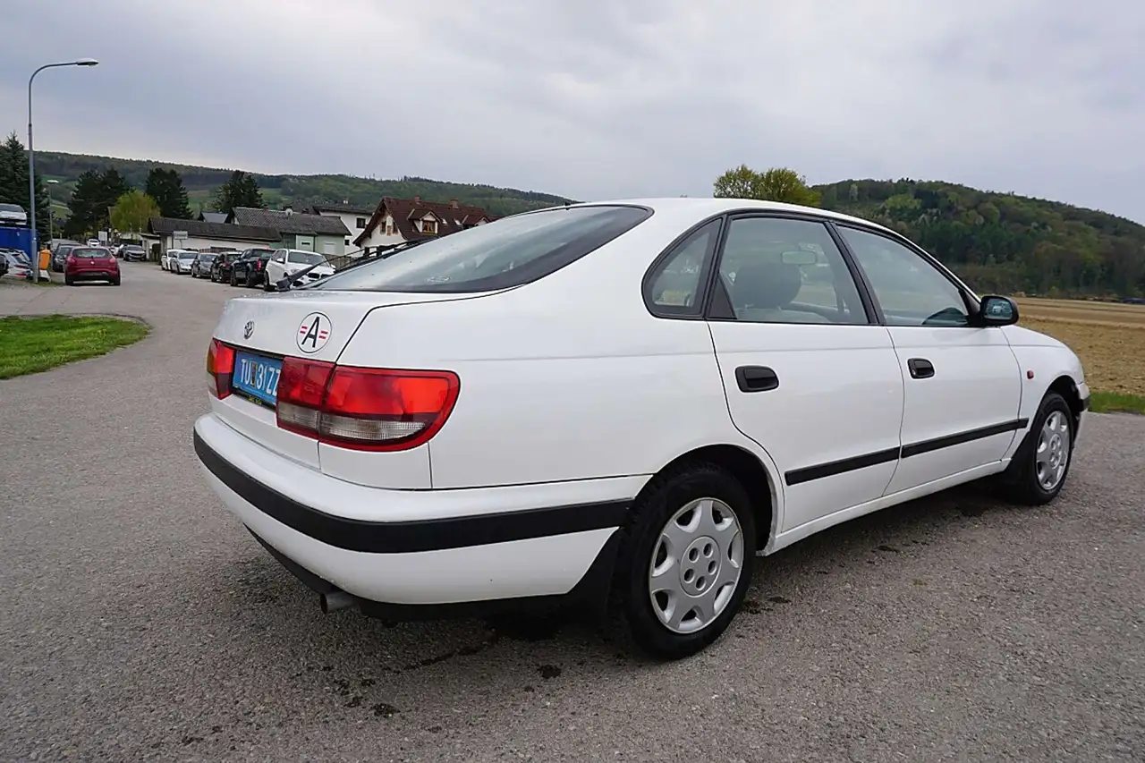 Toyota Carina E 1,6 XLi, foto 6