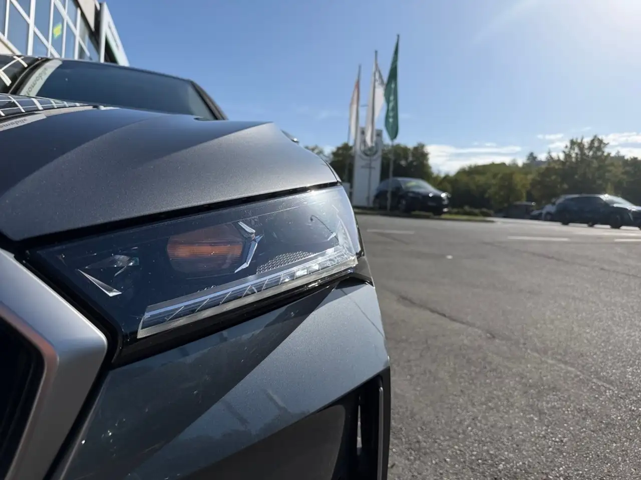 Skoda Superb Combi 2,0 TDI L&K DSG, миниатюра 2