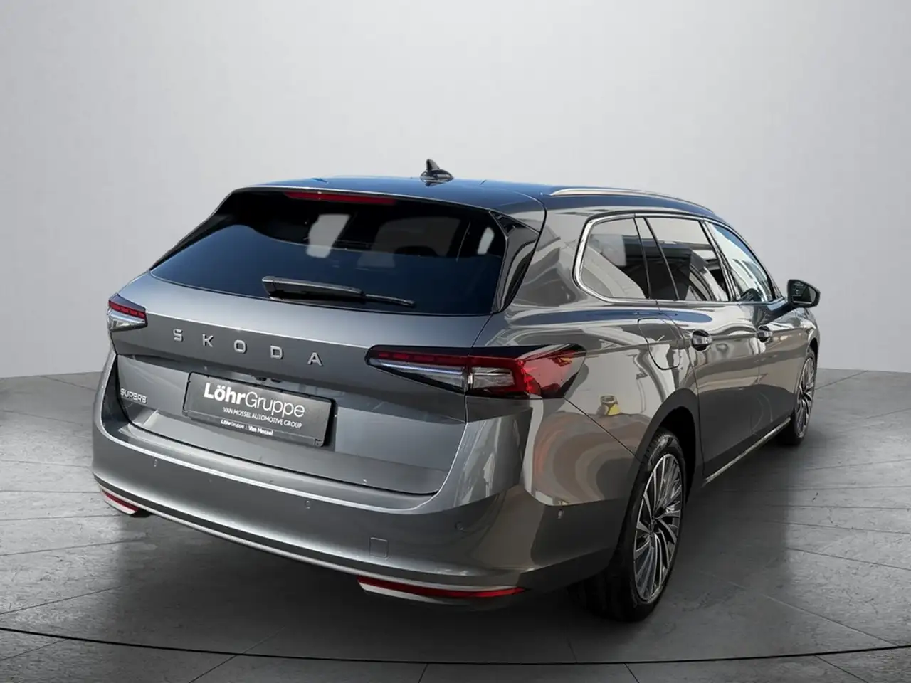 Skoda Superb Combi 2,0 TDI L&K DSG, миниатюра 5