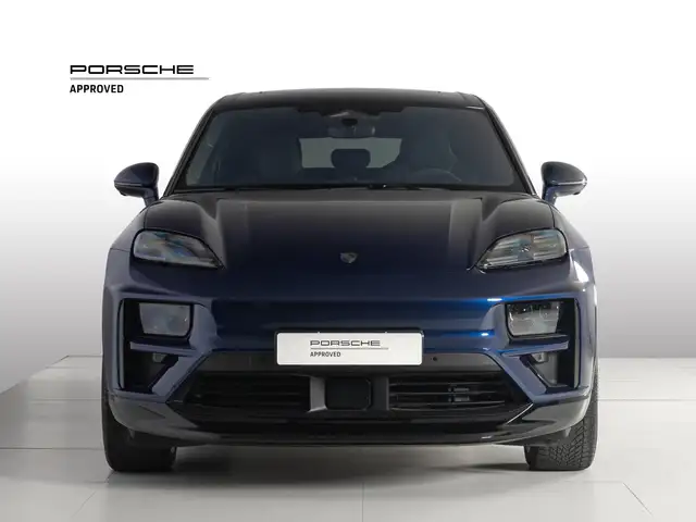 Porsche Macan view 8