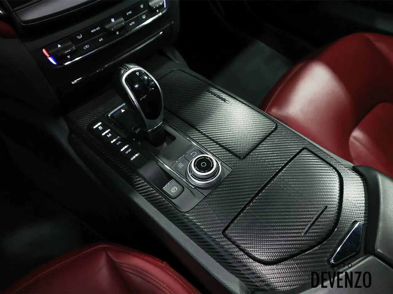 Maserati Ghibli снимка Maserati Ghibli