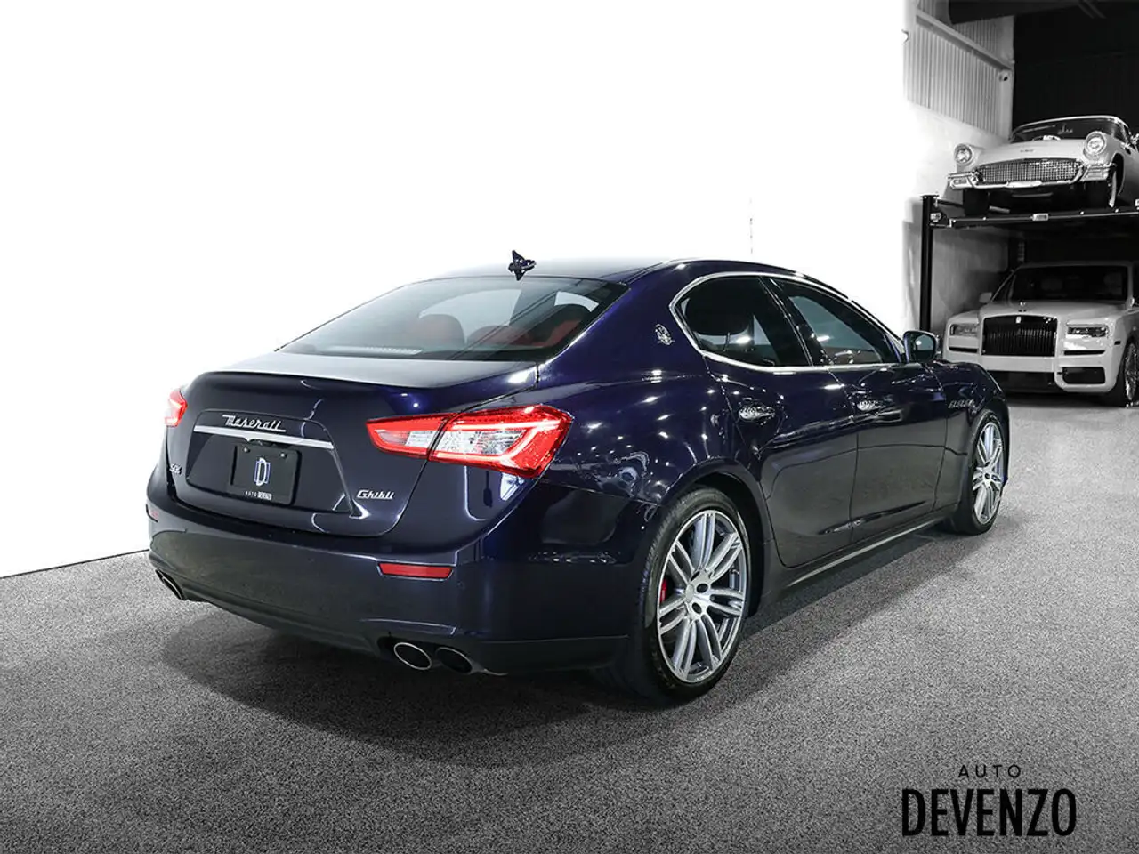 Maserati Ghibli снимка Maserati Ghibli