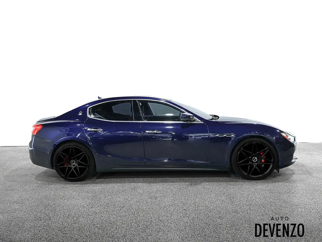 Maserati Ghibli снимка Maserati Ghibli