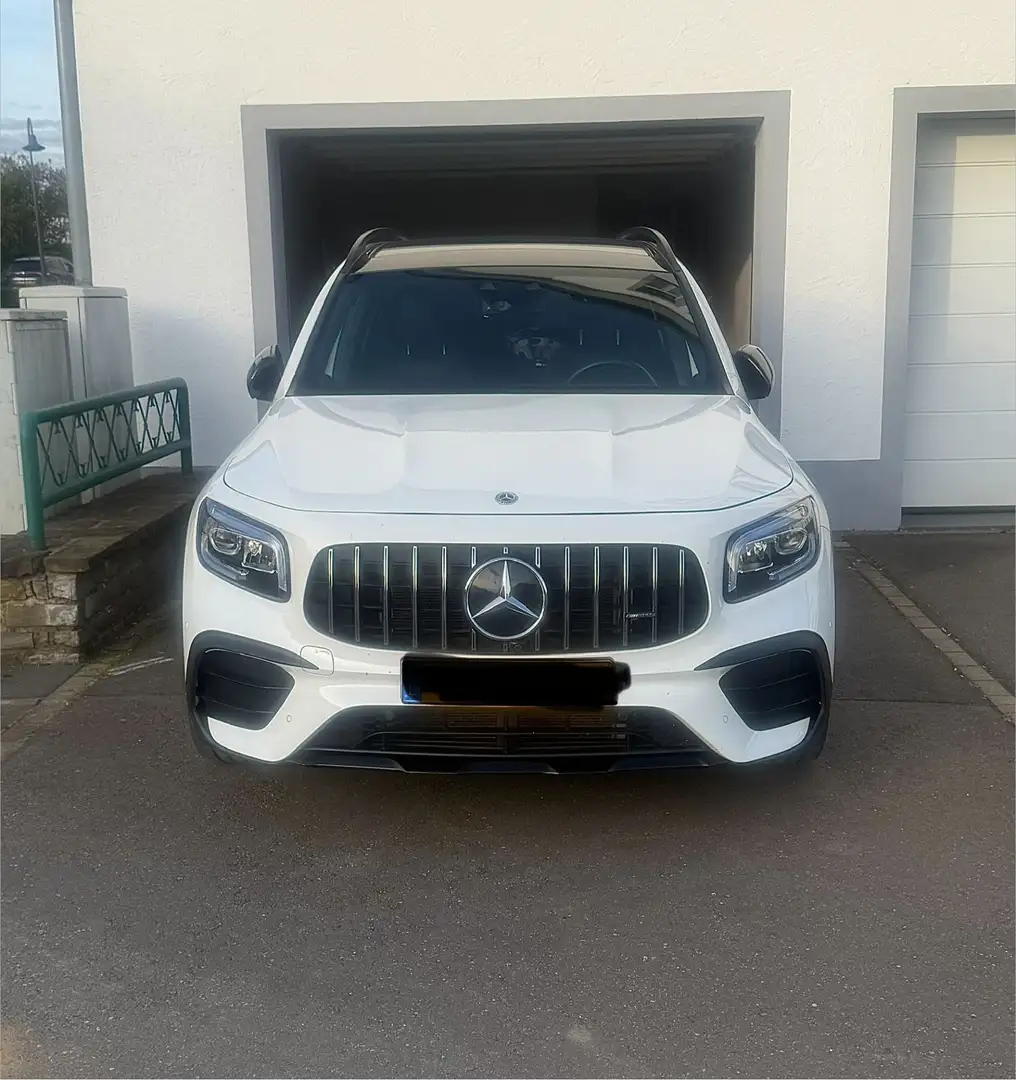 Mercedes-Benz GLB 35 AMG 8G-DCT SPEEDSHIFT 4Matic - 1