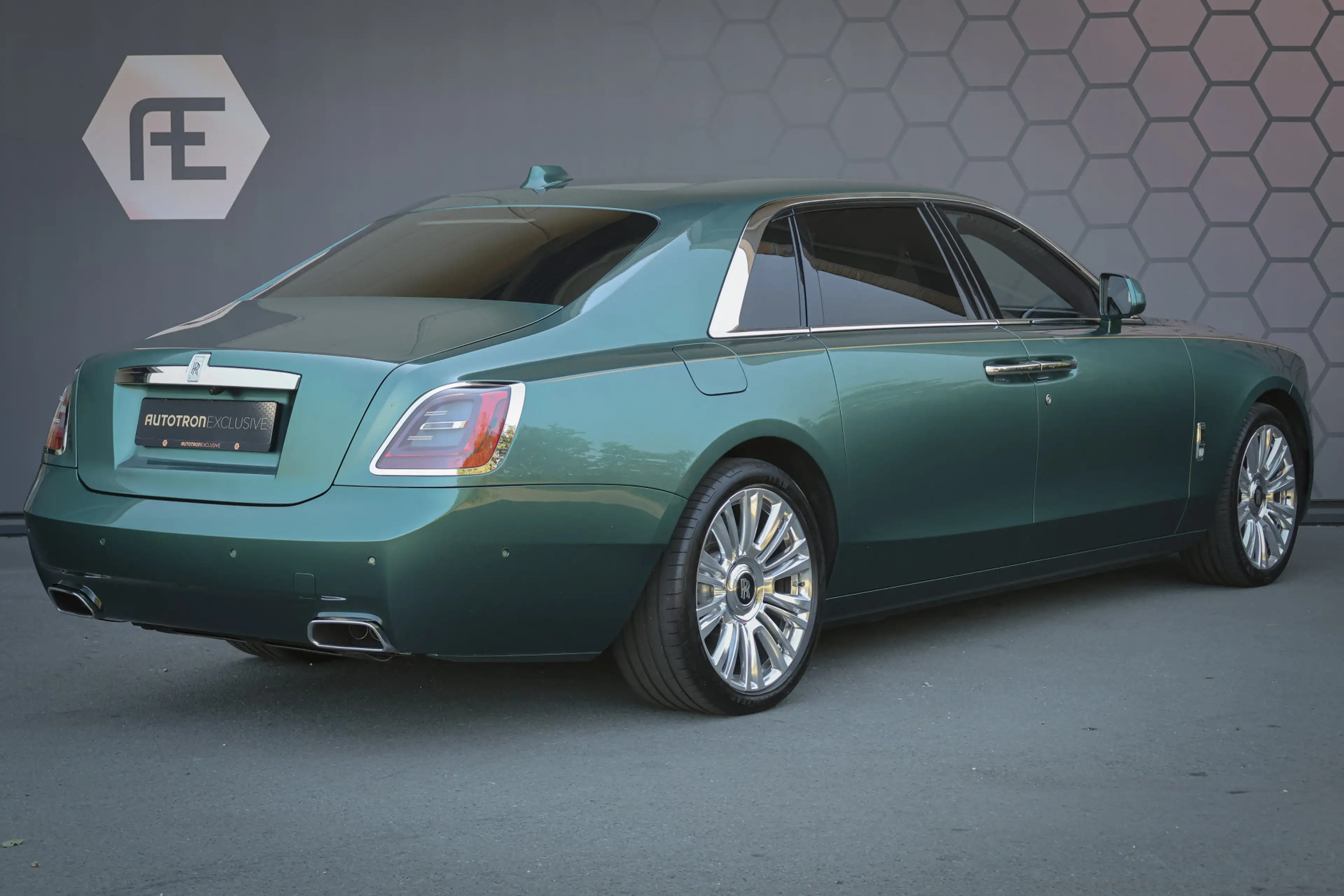 Rolls-Royce Ghost 6.75 V12 Extended Wheelbase | VERY UNIQUE !! | BES — photo 35