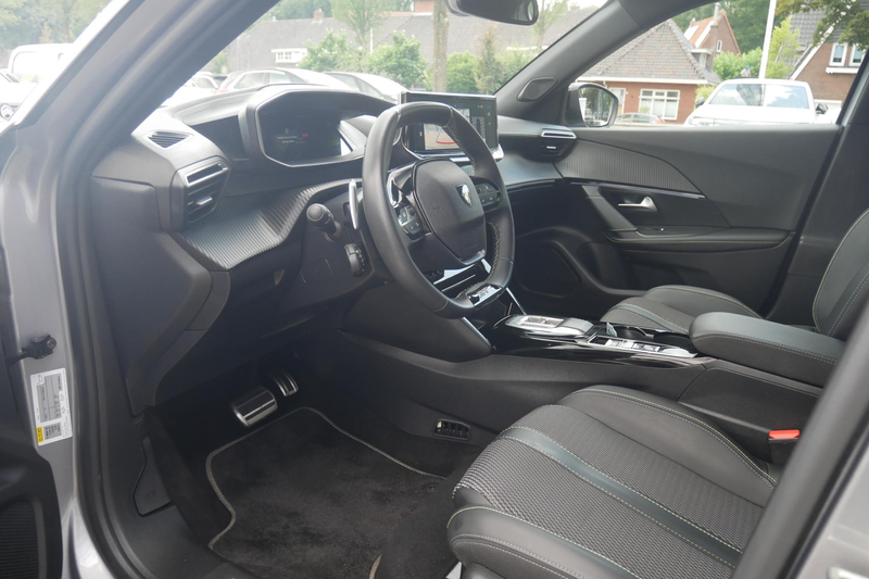 Peugeot 2008 1.2 Hybrid 145PK GT Automaat | Camera | Cruise con — photo 14