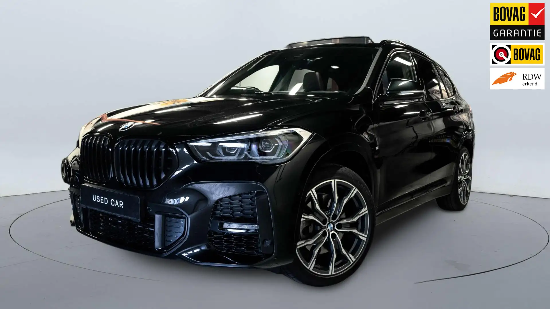 BMW X1 XDrive25 M Sport|Pano|Af.trekhaak|Adaptive Cruise| Schwarz - 1