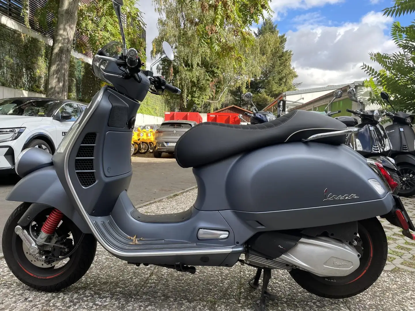 Vespa Sei Giorni ABS ASR limitiert Grey - 2