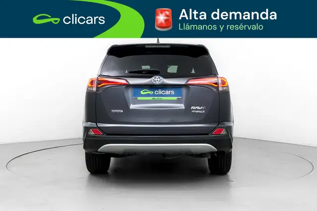 Toyota Rav4 view 4