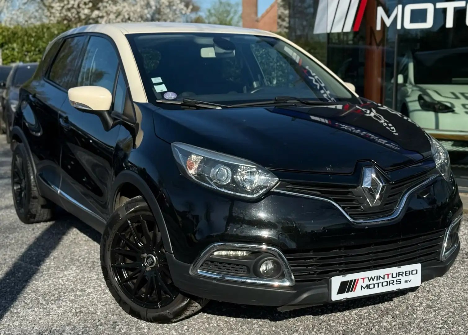 Renault Captur 1.2 TCe Zen EDC Nero - 2