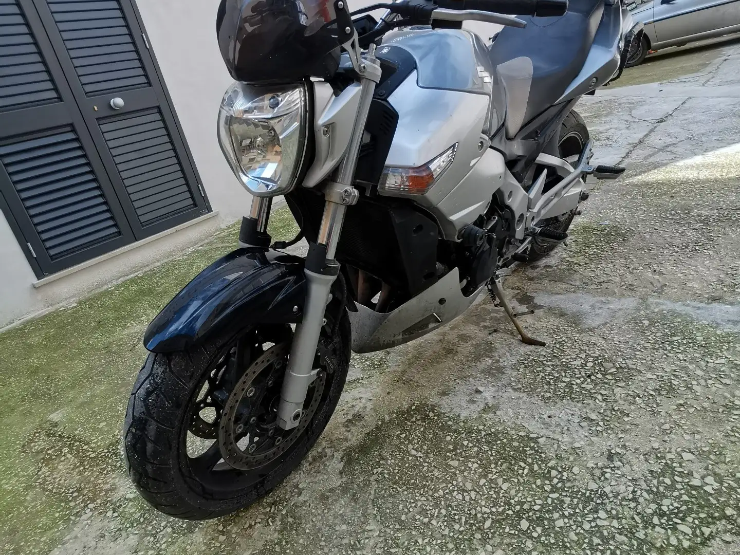 Suzuki GSR 600 Argintiu - 1