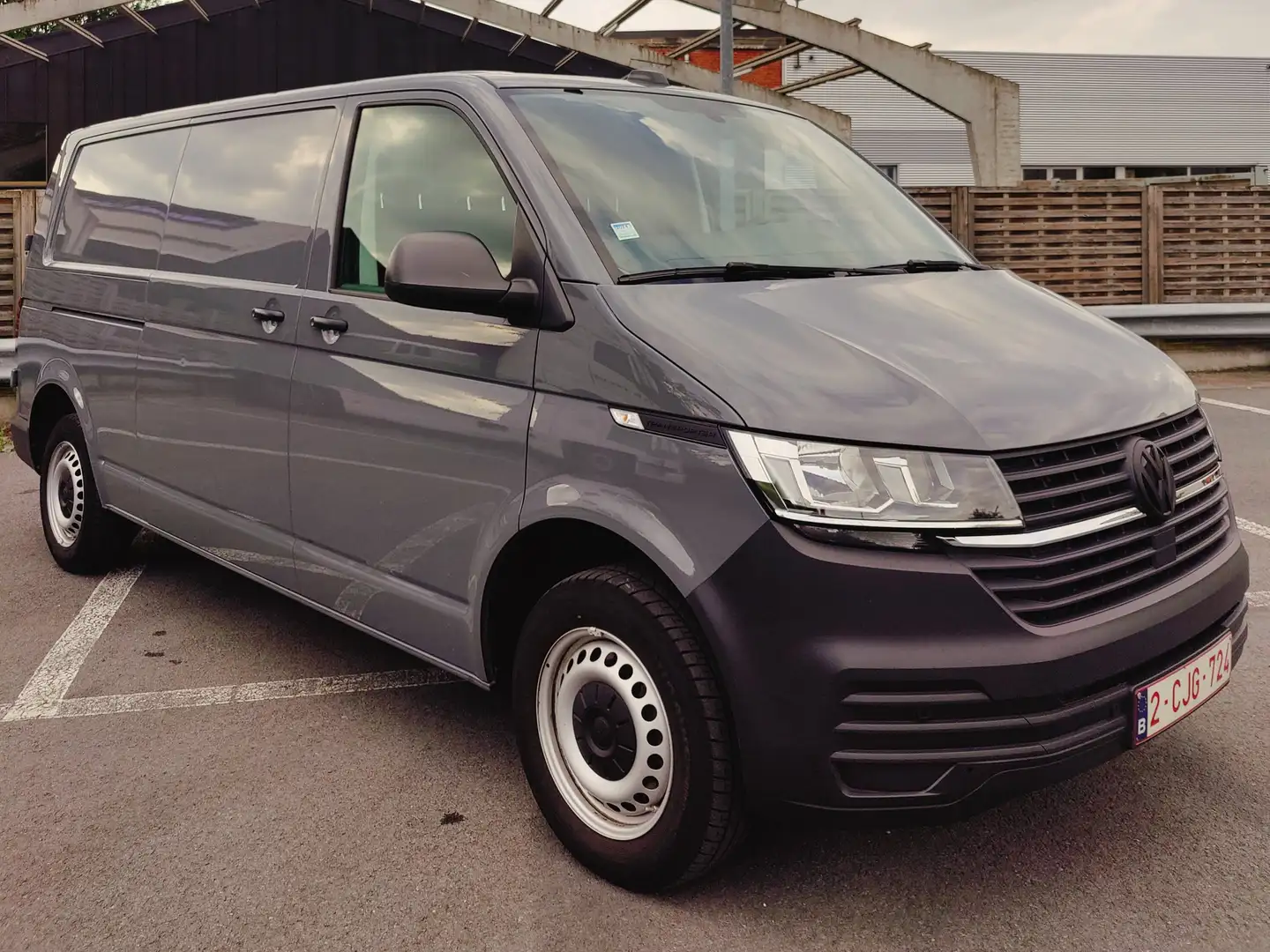 Volkswagen T6.1 Transporter Transporter T6.1 DSG L2 Šedá - 1