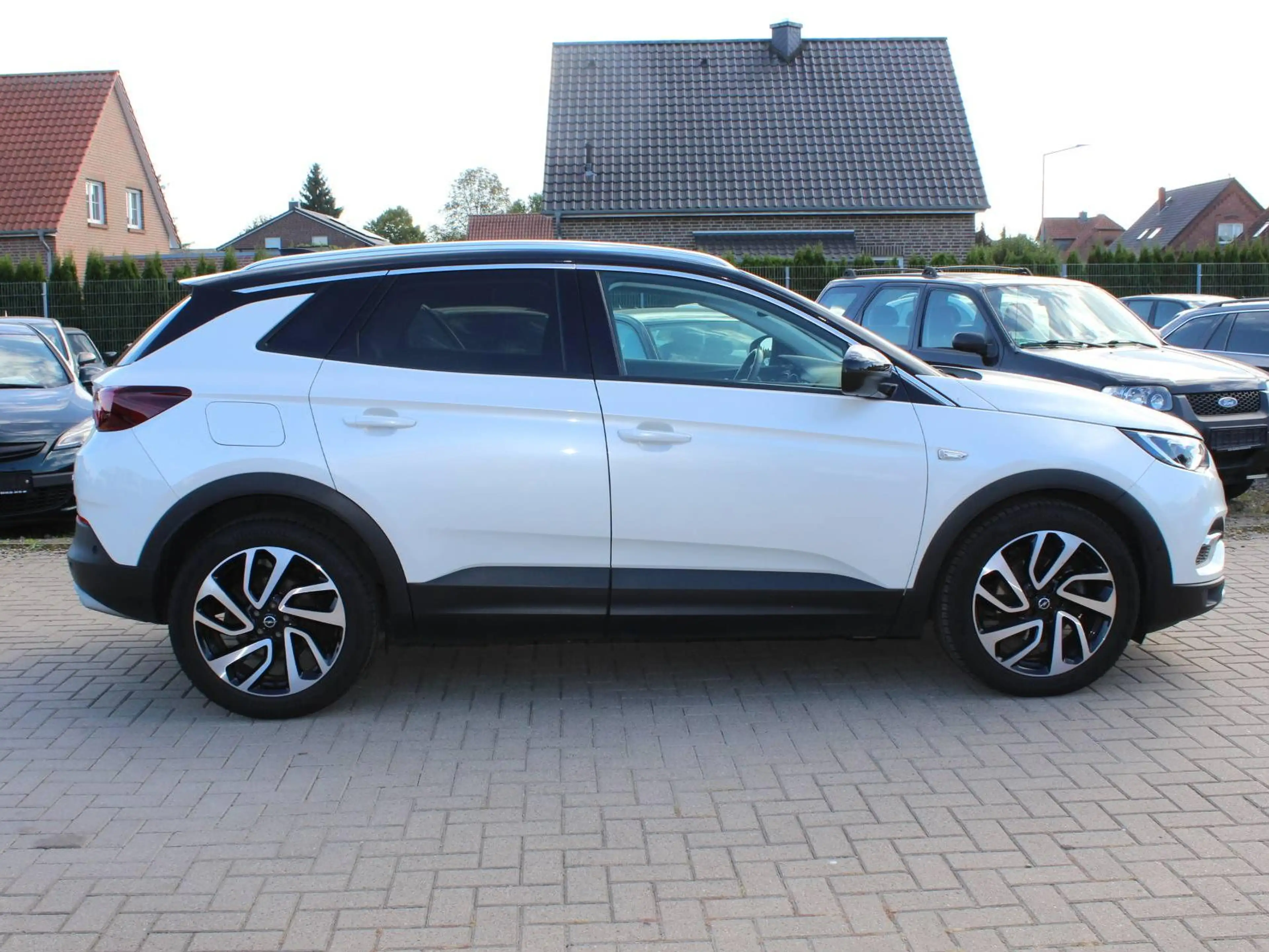 Opel Grandland X Ultimate — photo 5
