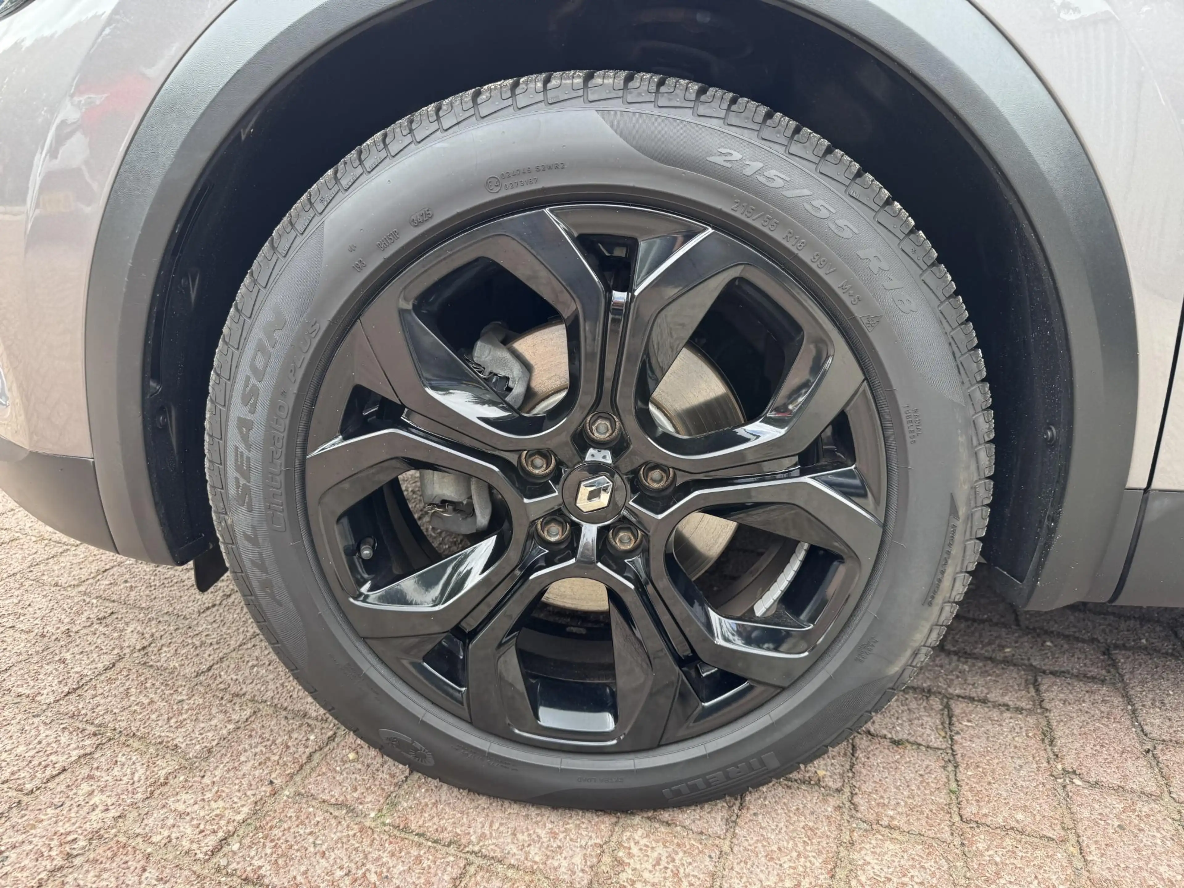 Renault Captur 1.6 E-Tech Plug-in Hybrid 160 Rive Gauche — photo 10