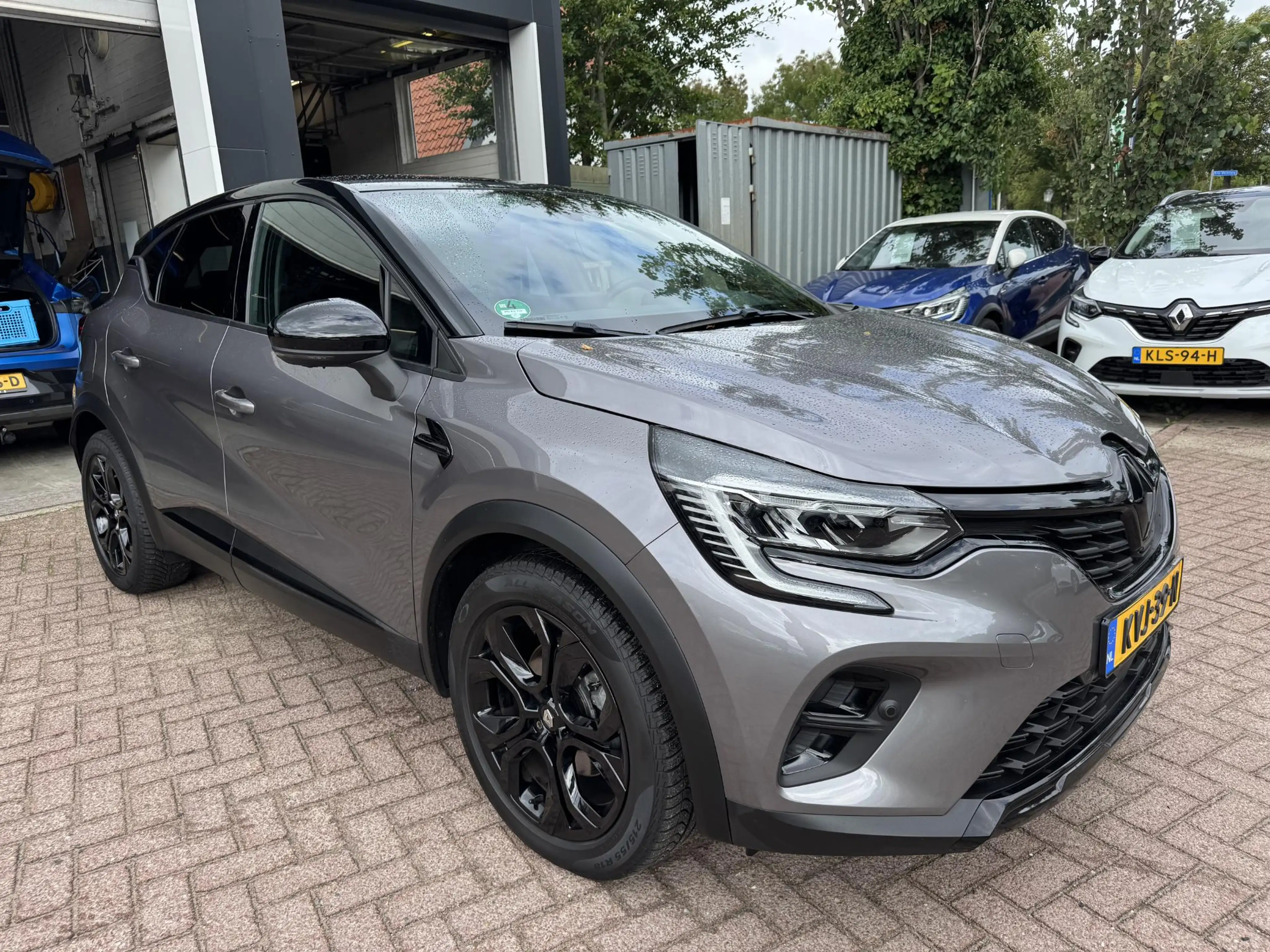 Renault Captur 1.6 E-Tech Plug-in Hybrid 160 Rive Gauche — photo 3