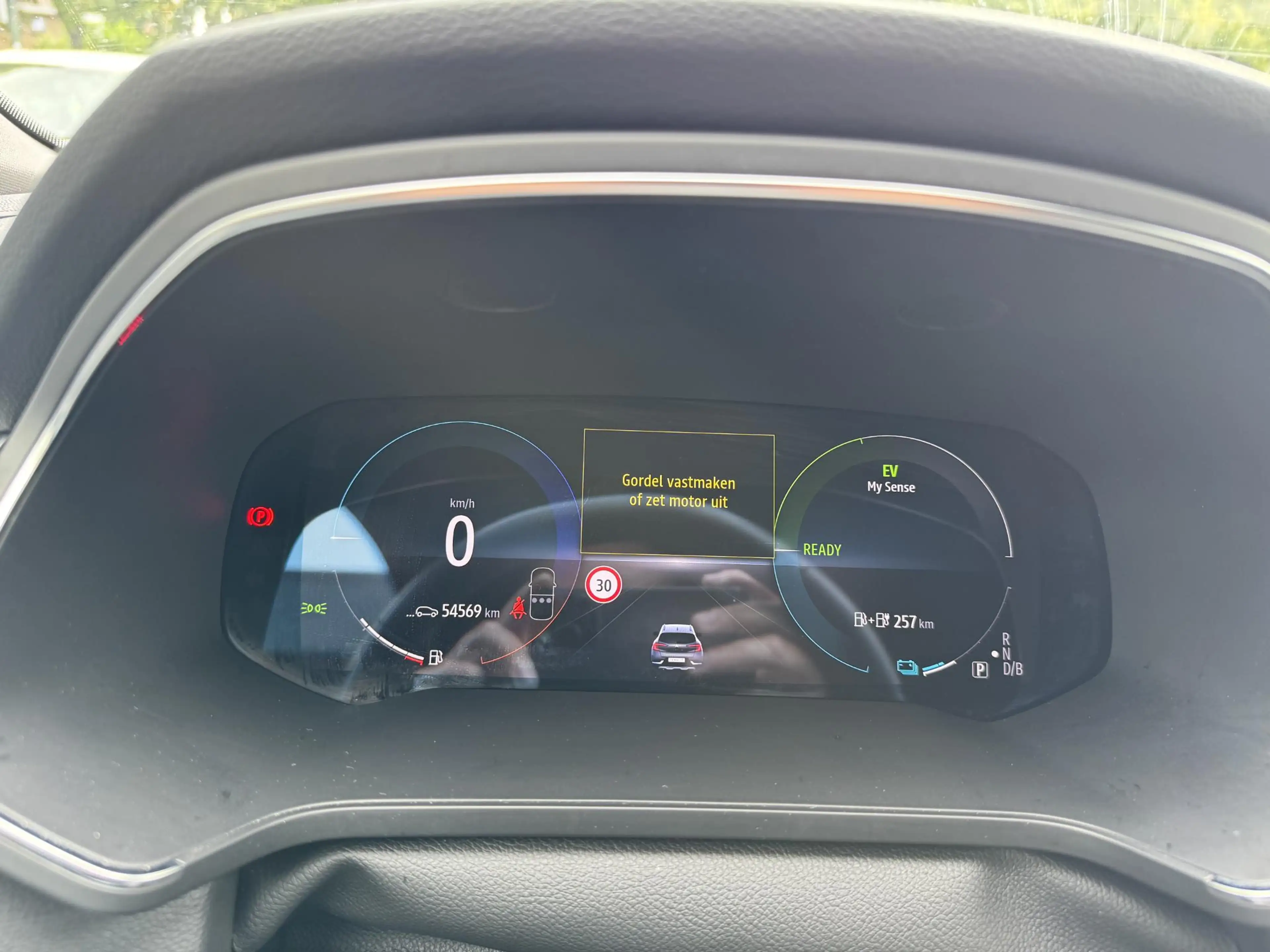 Renault Captur 1.6 E-Tech Plug-in Hybrid 160 Rive Gauche — photo 19