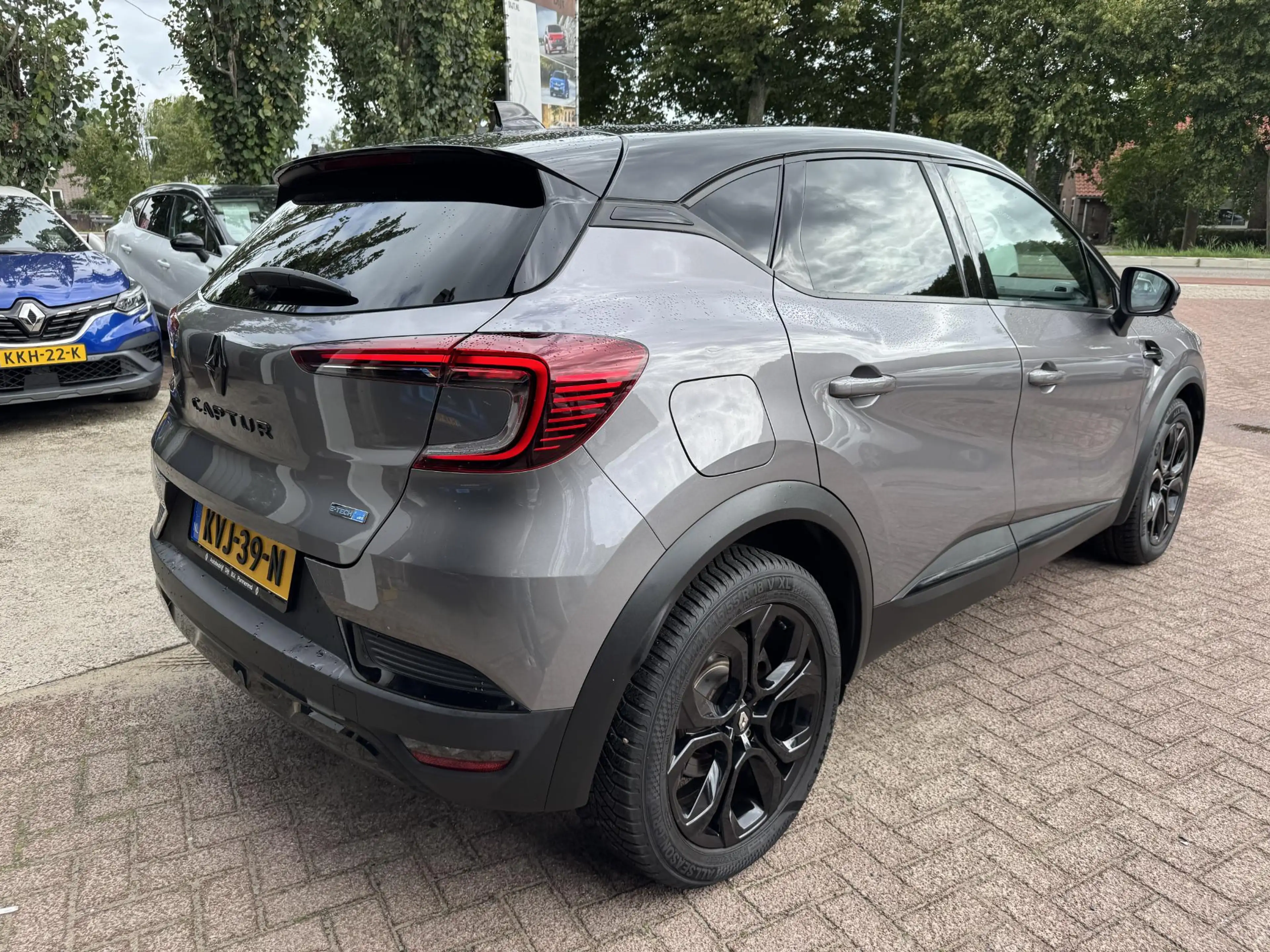 Renault Captur 1.6 E-Tech Plug-in Hybrid 160 Rive Gauche — photo 5