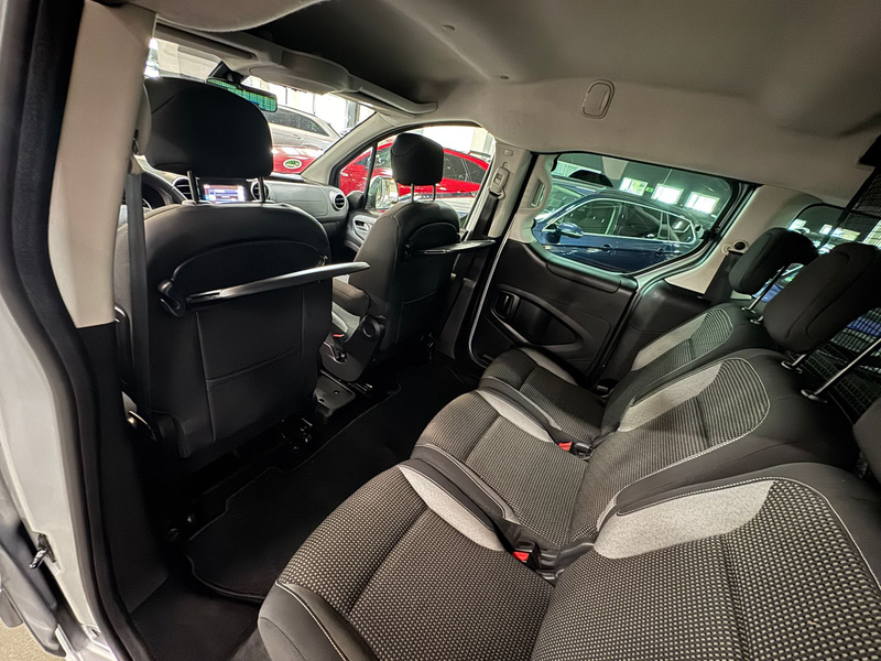 Peugeot Partner 1.6 HDI ALLURE PDC SHZ KLIMA 2HAND — photo 15