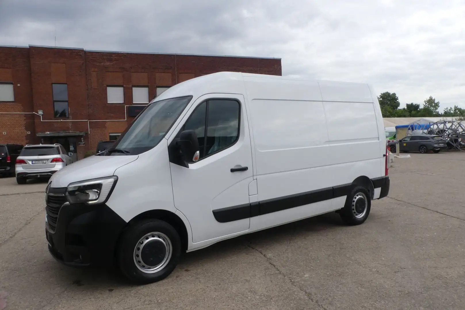 Renault Master 2.3 Kasten L2H2*Temp*Klima*Navi*PDC*AHK* Weiß - 1