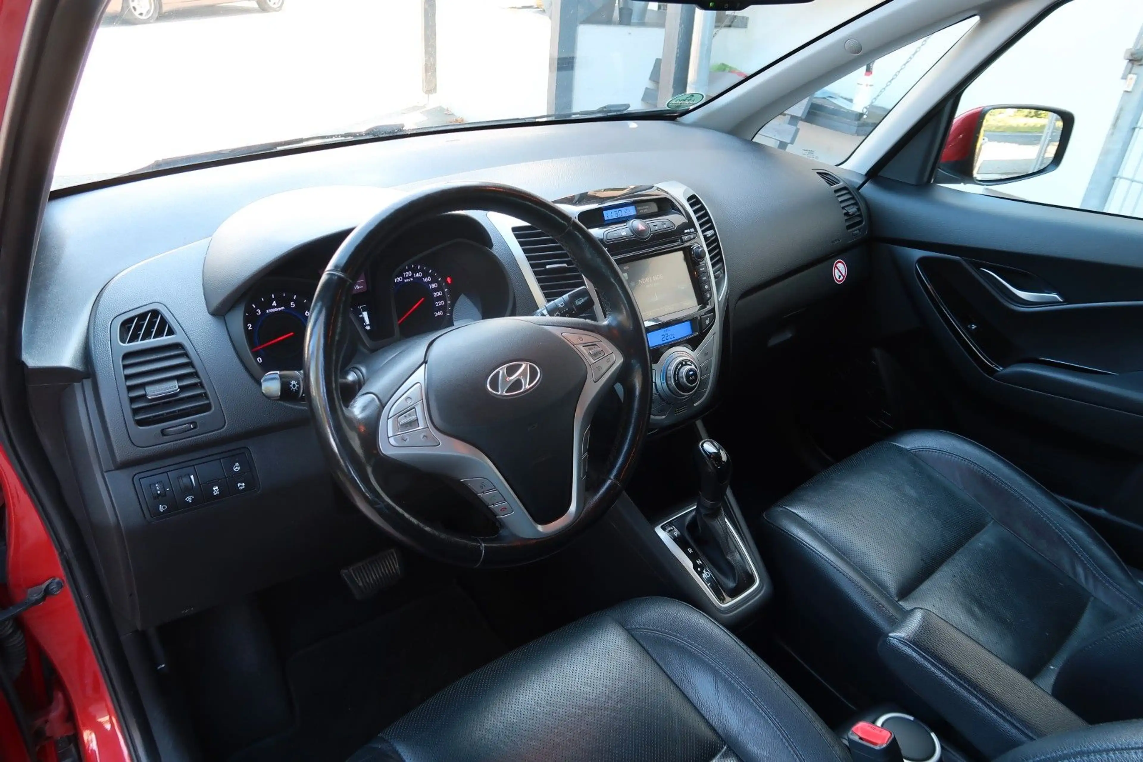 Hyundai iX20 Style|1.6|Automatik|Leder|2 Hand|Kamera|EU6 — photo 11