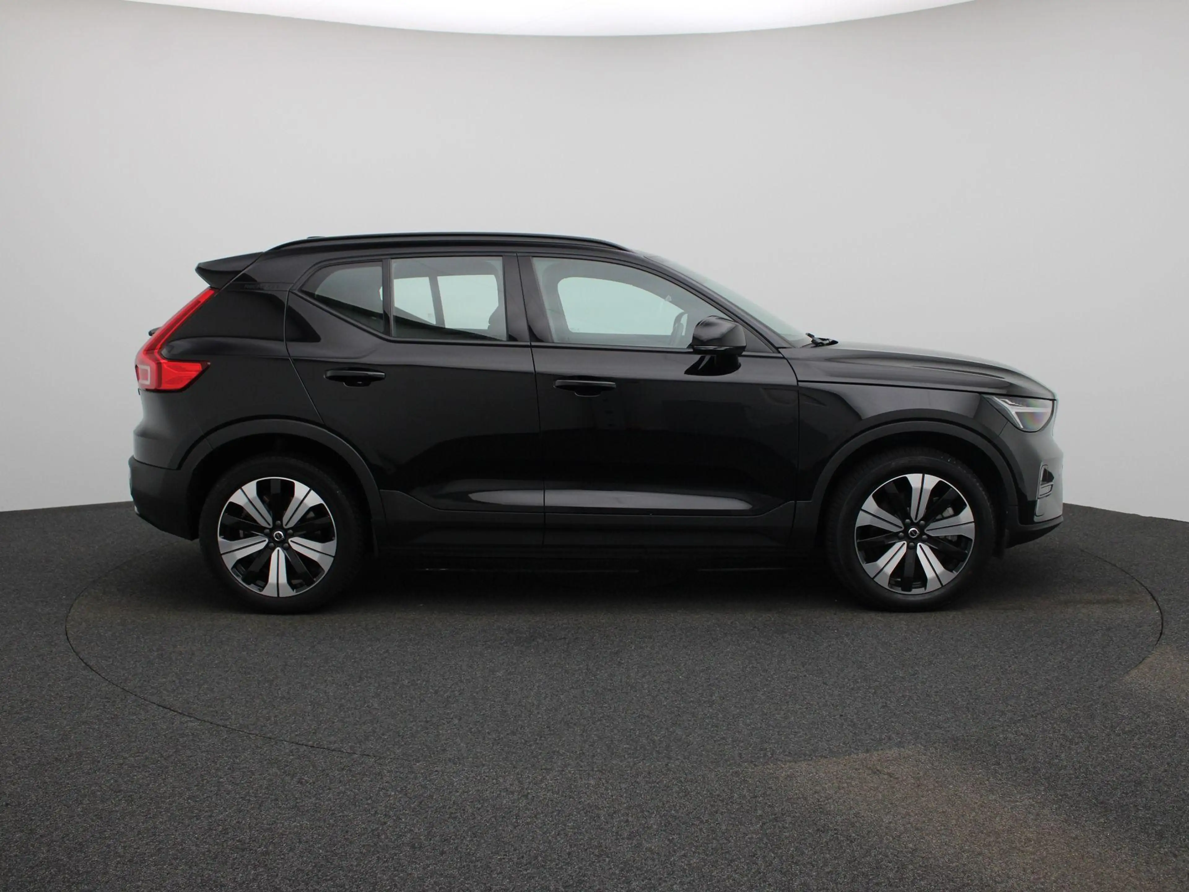 Volvo XC40 Recharge Core | NAVIGATIE | CAMERA | STOELVERWARMI — photo 6