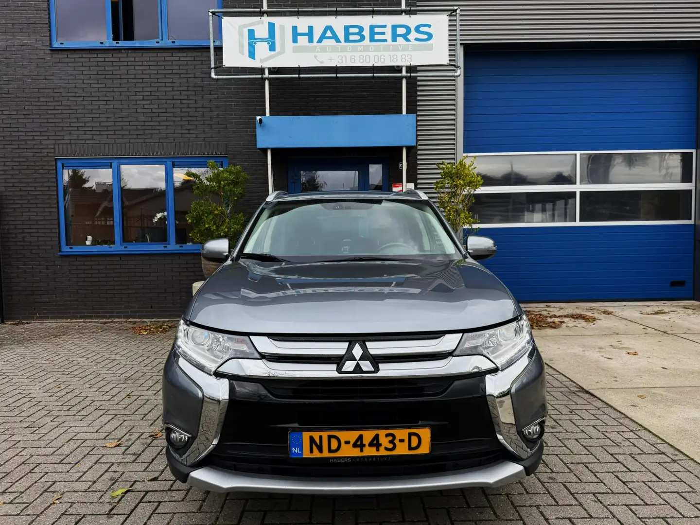 Mitsubishi Outlander 2.0 Business Edition 150PK|Origineel NL|Face Lift| Grijs - 2