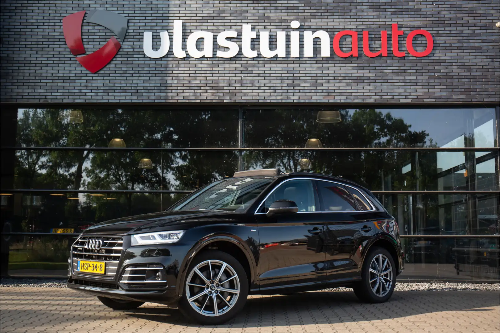 Audi Q5 55 TFSI e quattro Competition , Luchtvering, Pano Noir - 1