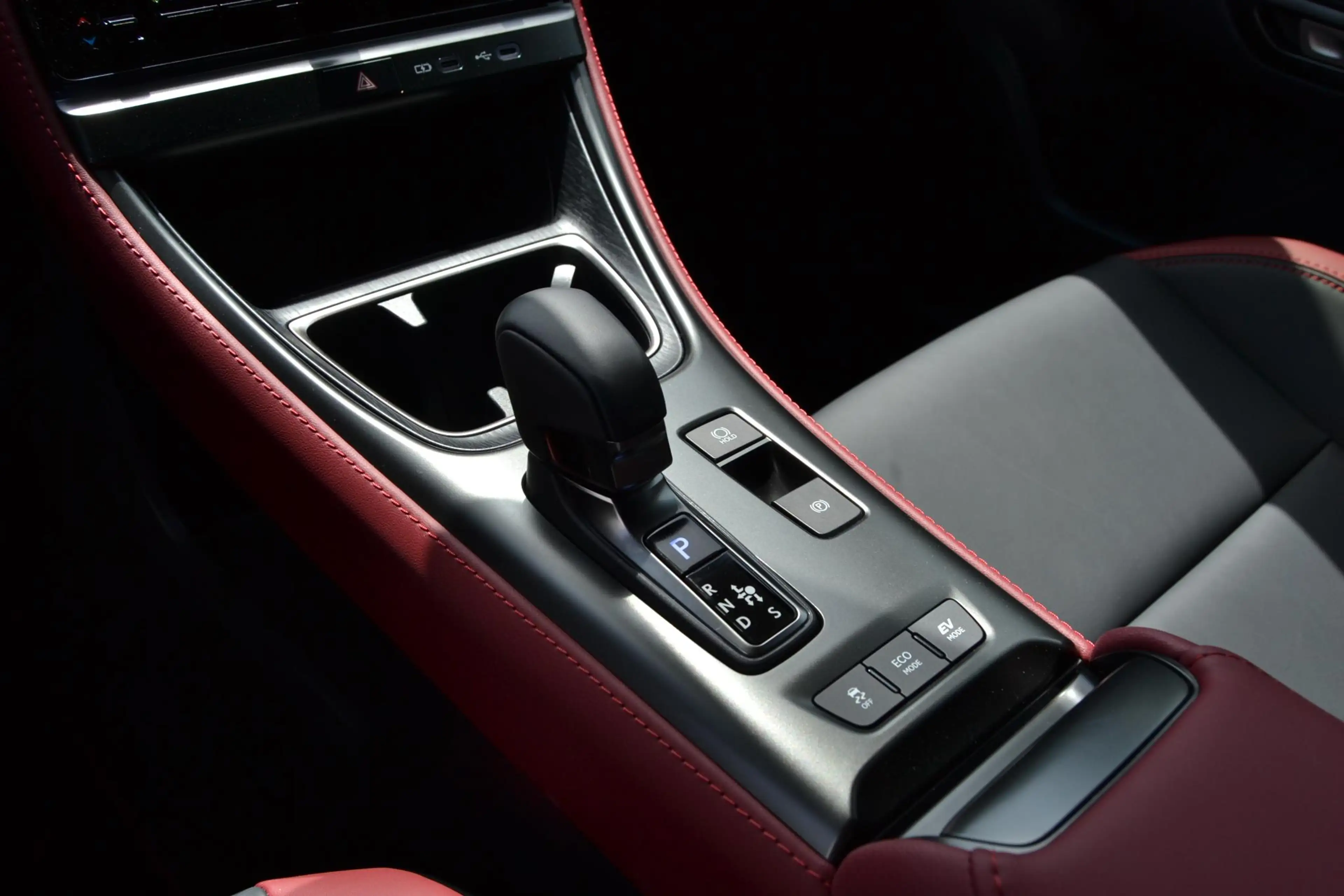 Lexus LBX 1.5 35th Edition 2WD DIRECT LEVERBAAR STOELVERW ST — photo 28