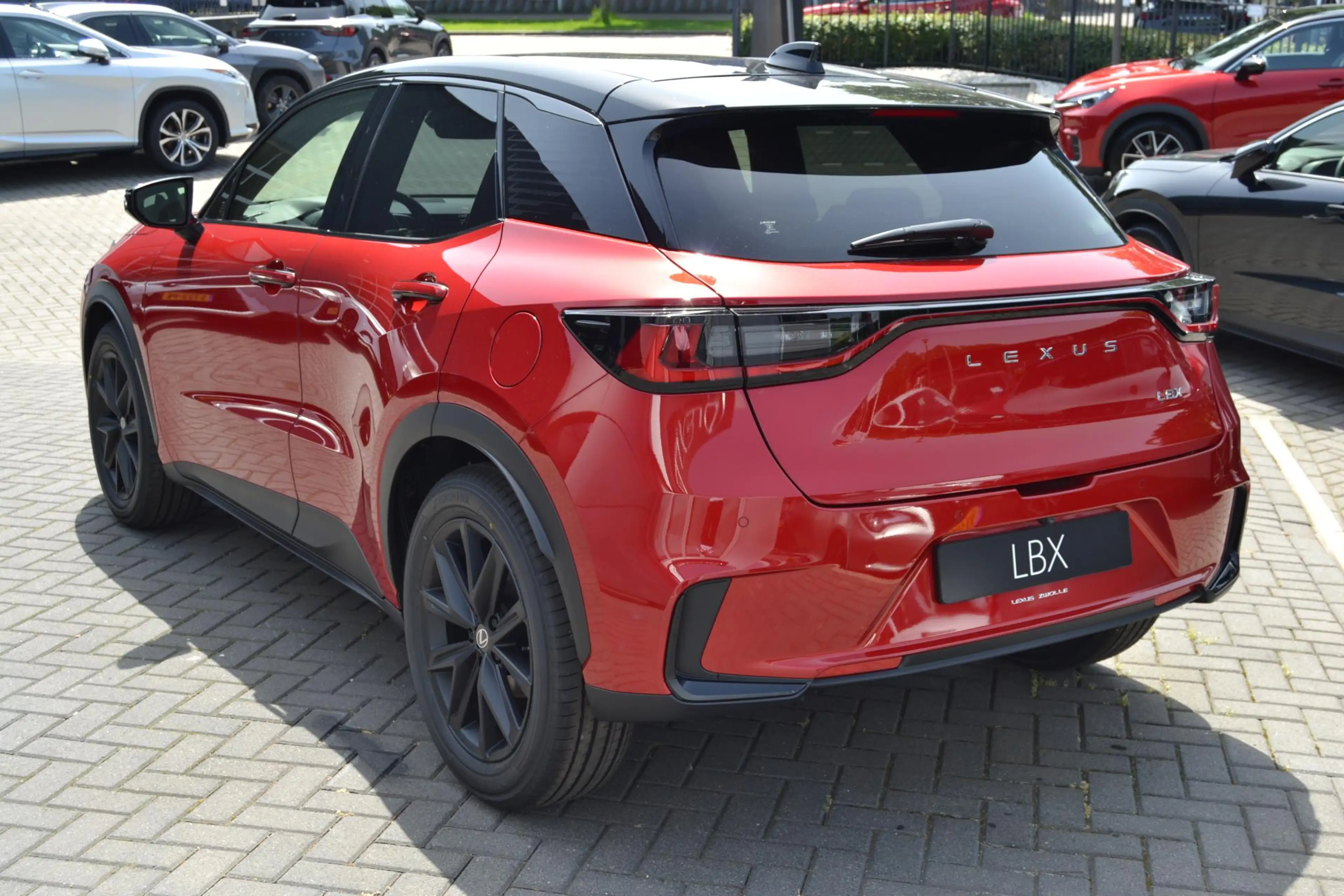Lexus LBX 1.5 35th Edition 2WD DIRECT LEVERBAAR STOELVERW ST — photo 5
