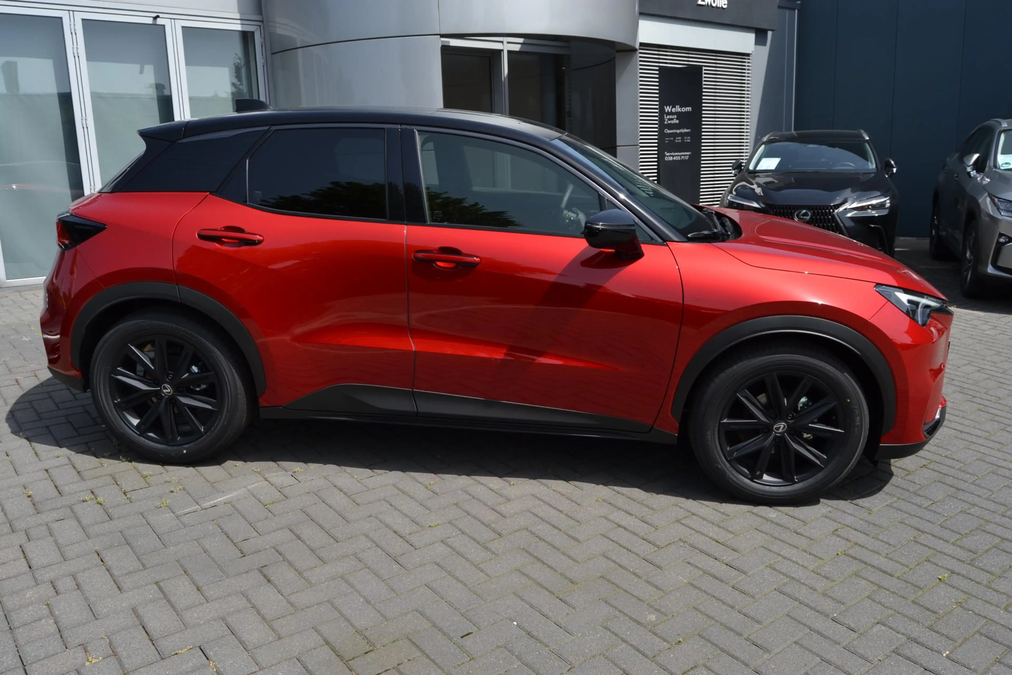 Lexus LBX 1.5 35th Edition 2WD DIRECT LEVERBAAR STOELVERW ST — photo 2