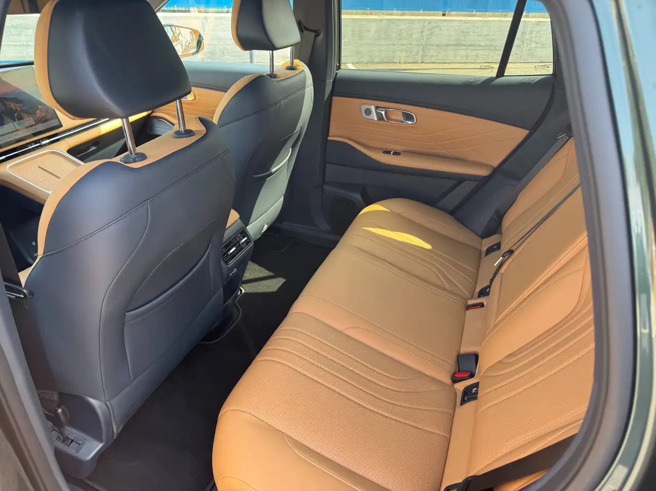 Geely Starray EM-i Starray EM-i 1.5 phev Launch Edition auto 7