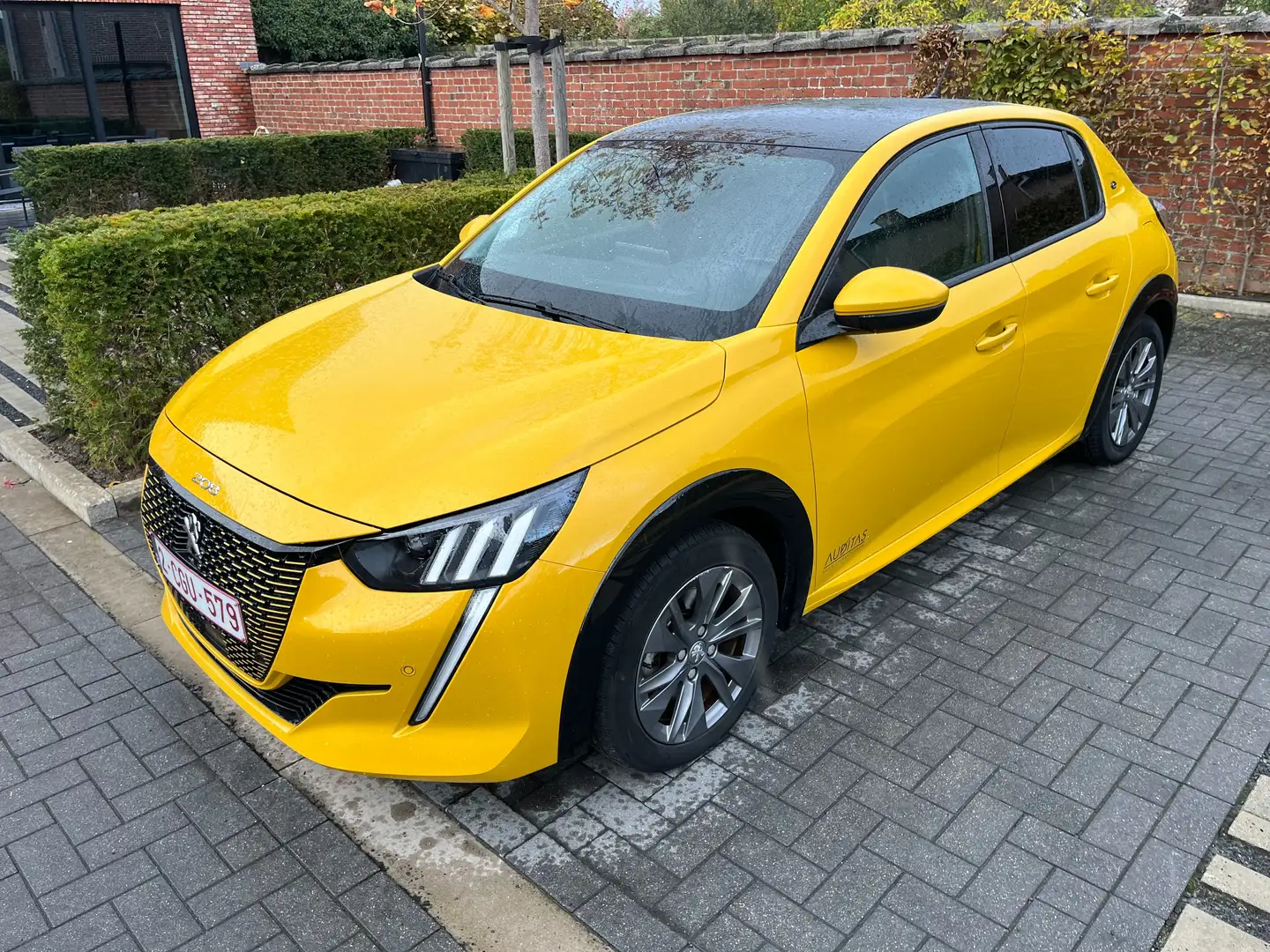 Peugeot e-208 208 Elektromotor 136 Allure - 1