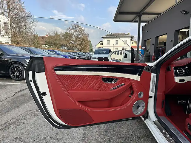 Bentley Continental GT W12 1st Edition Ansicht 13