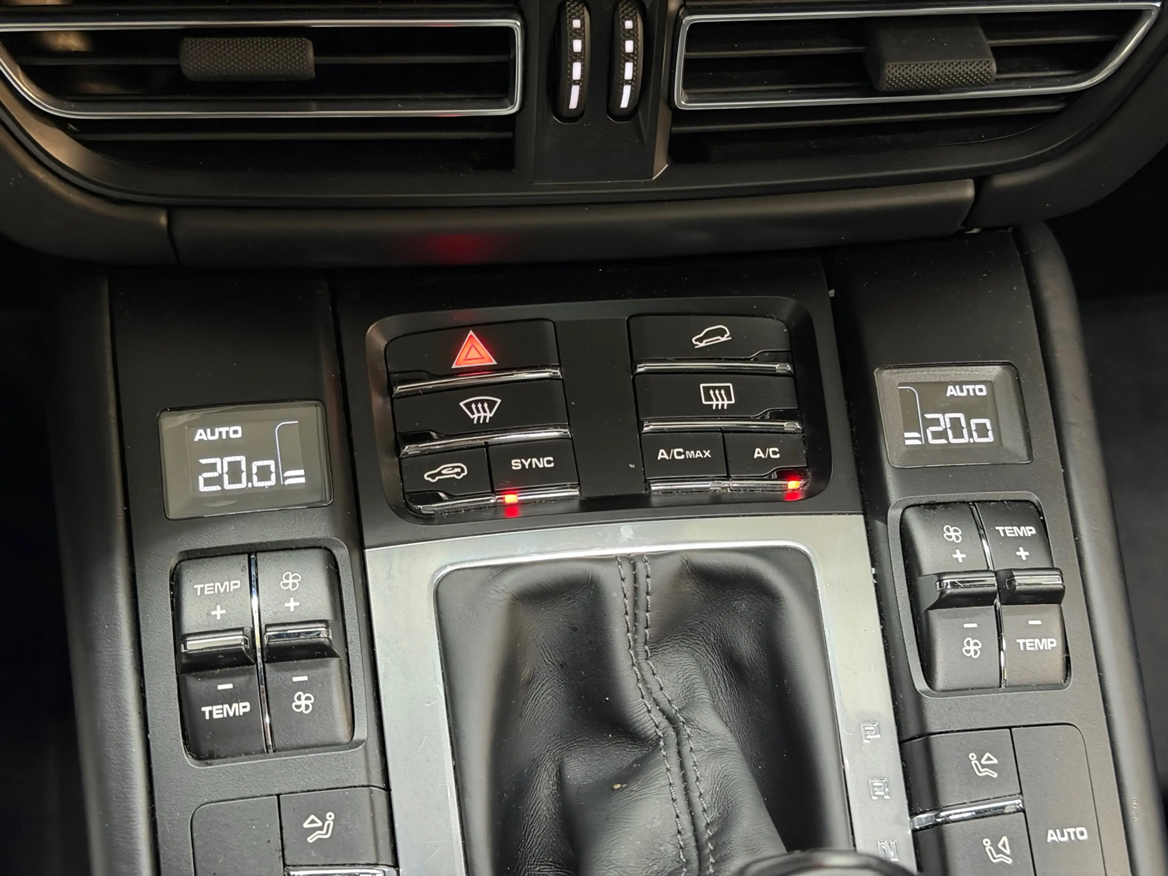 Porsche Macan 3.0 S 2019 CHRONO PANO BOSE LUCHTVERING *FULL* — photo 34