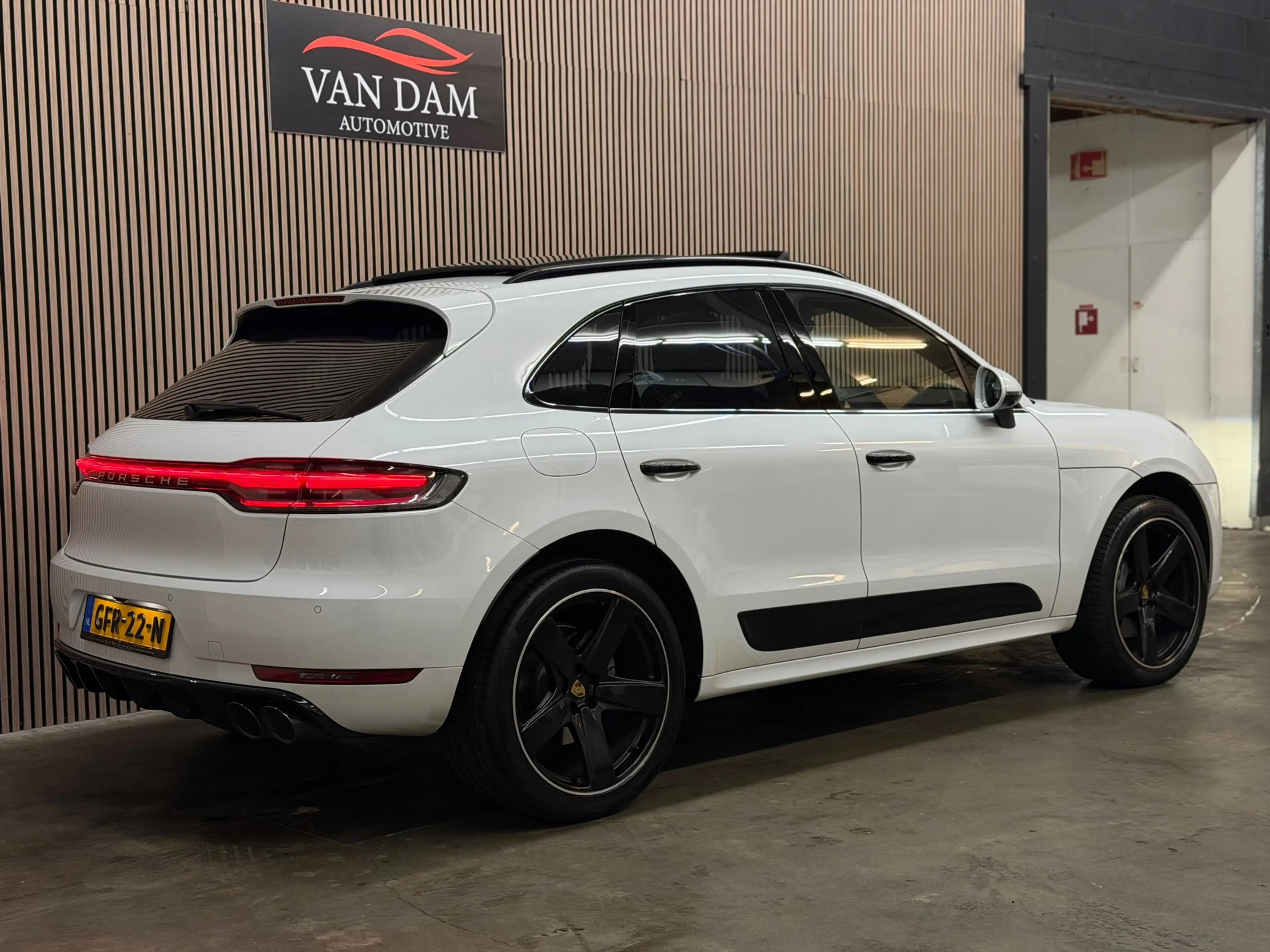 Porsche Macan 3.0 S 2019 CHRONO PANO BOSE LUCHTVERING *FULL* — photo 9